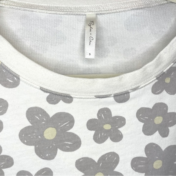 NWOT Women’s Rylee + Cru Boxy Retro Floral Sweatshirt, Size Small - Picture 3 of 4